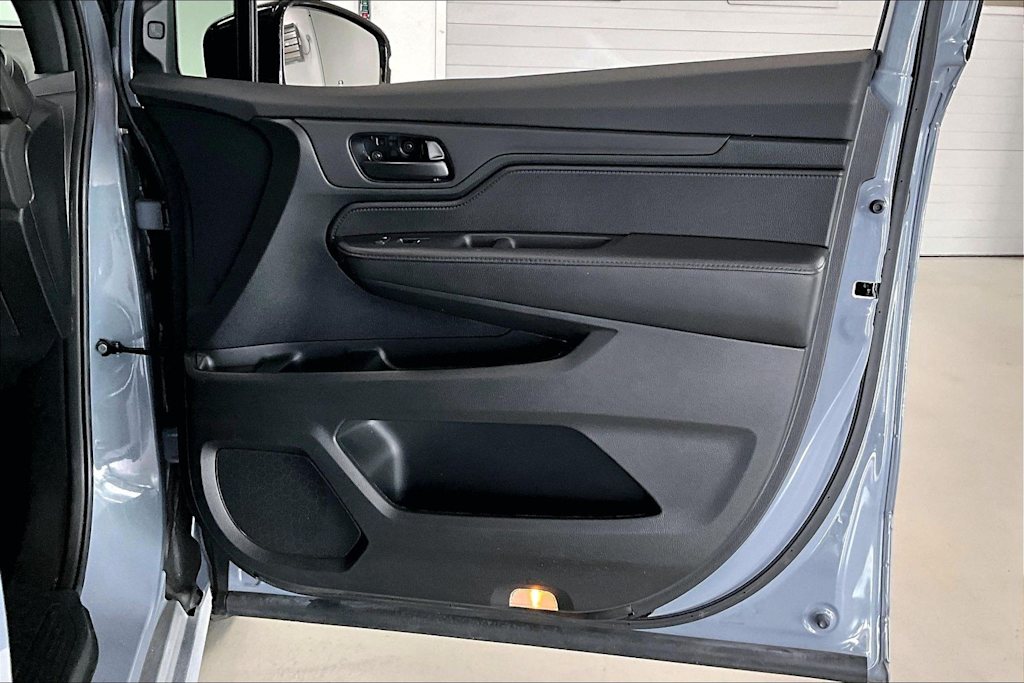 Thumbnail: 2023 Honda Odyssey - 26
