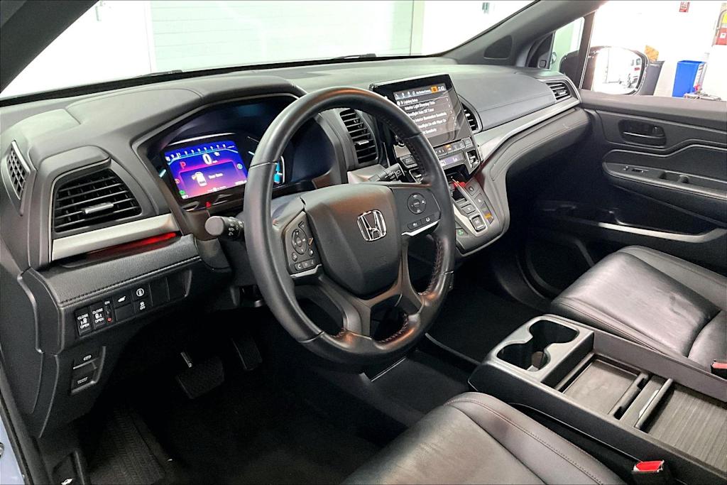 Thumbnail: 2023 Honda Odyssey - 2