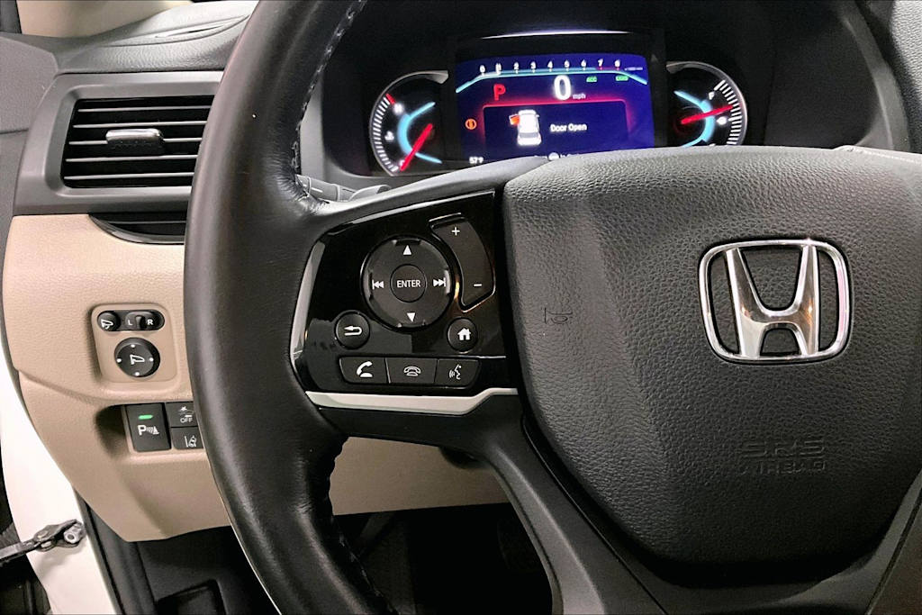 Thumbnail: 2019 Honda Pilot - 23