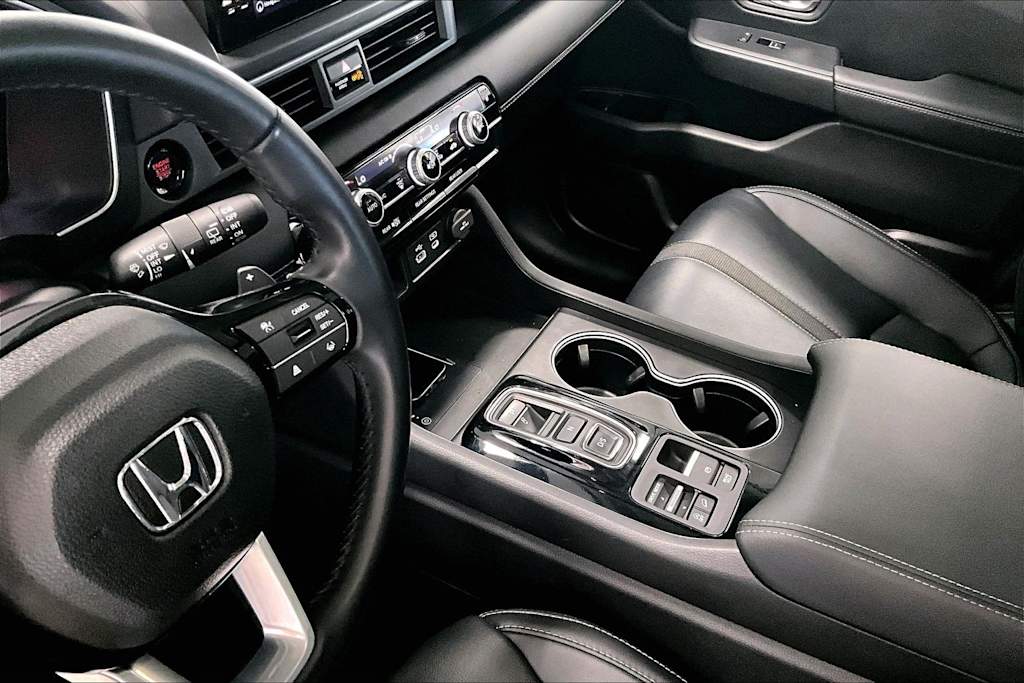 Thumbnail: 2023 Honda Pilot - 20