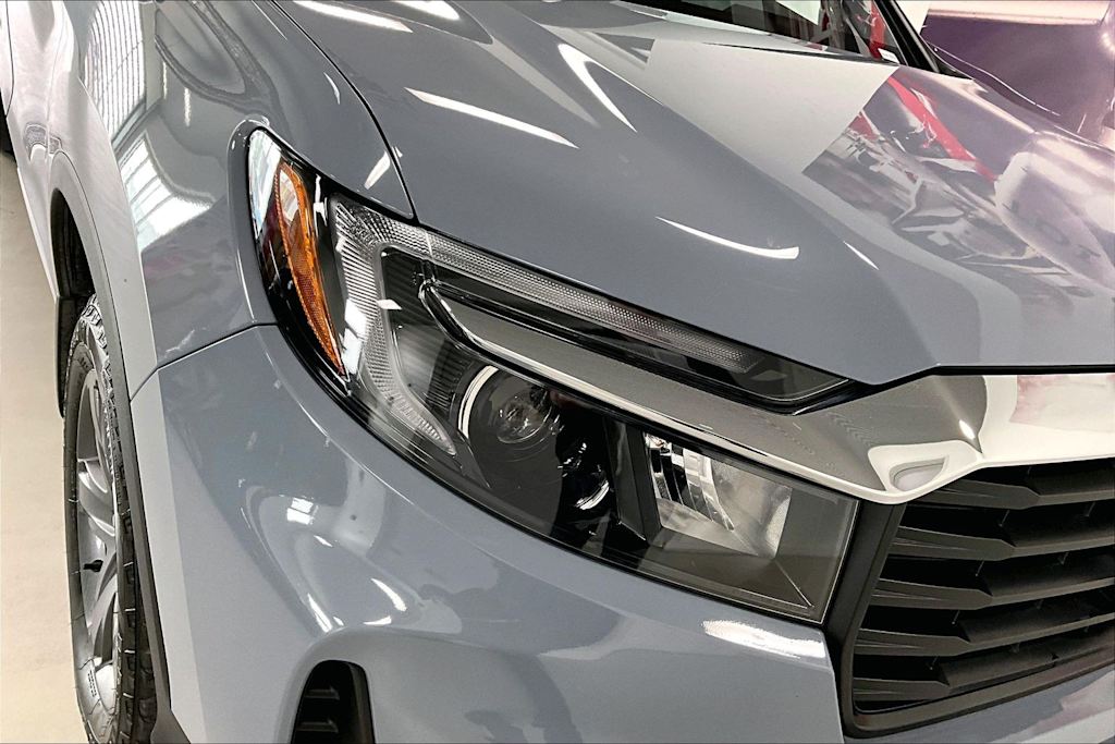 Thumbnail: 2023 Honda Ridgeline - 28