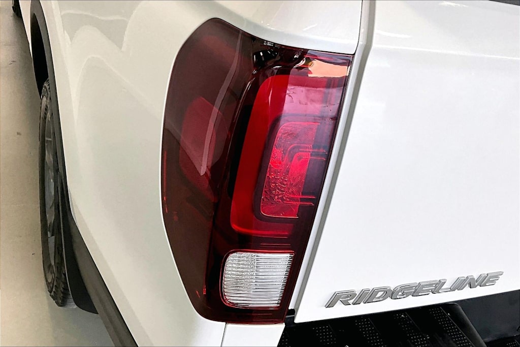 Thumbnail: 2023 Honda Ridgeline - 29