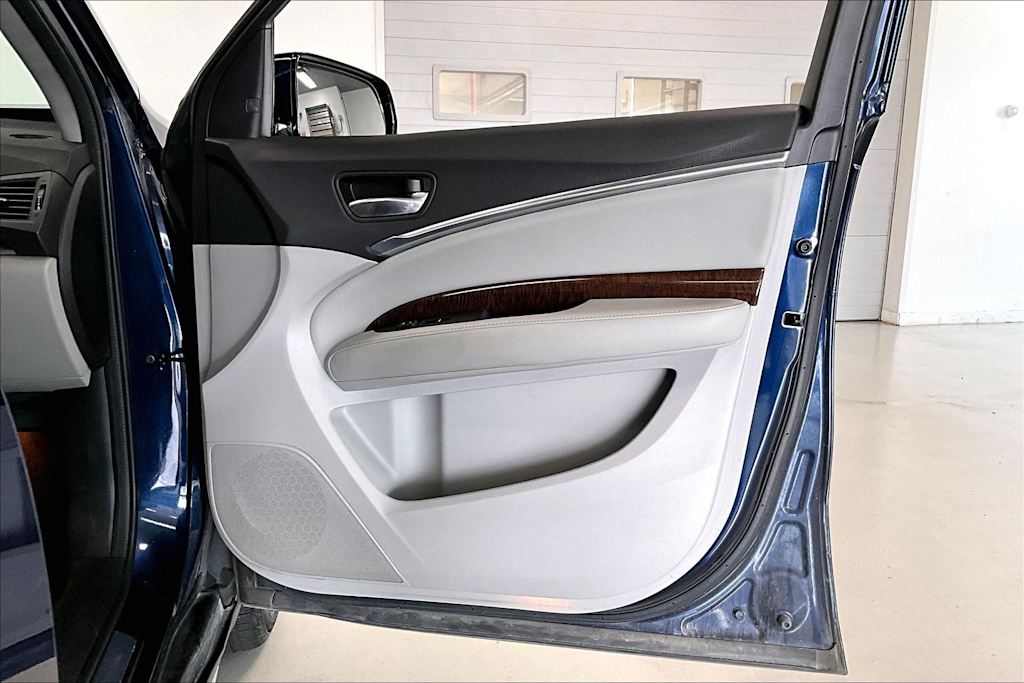 Thumbnail: 2017 Acura MDX - 24