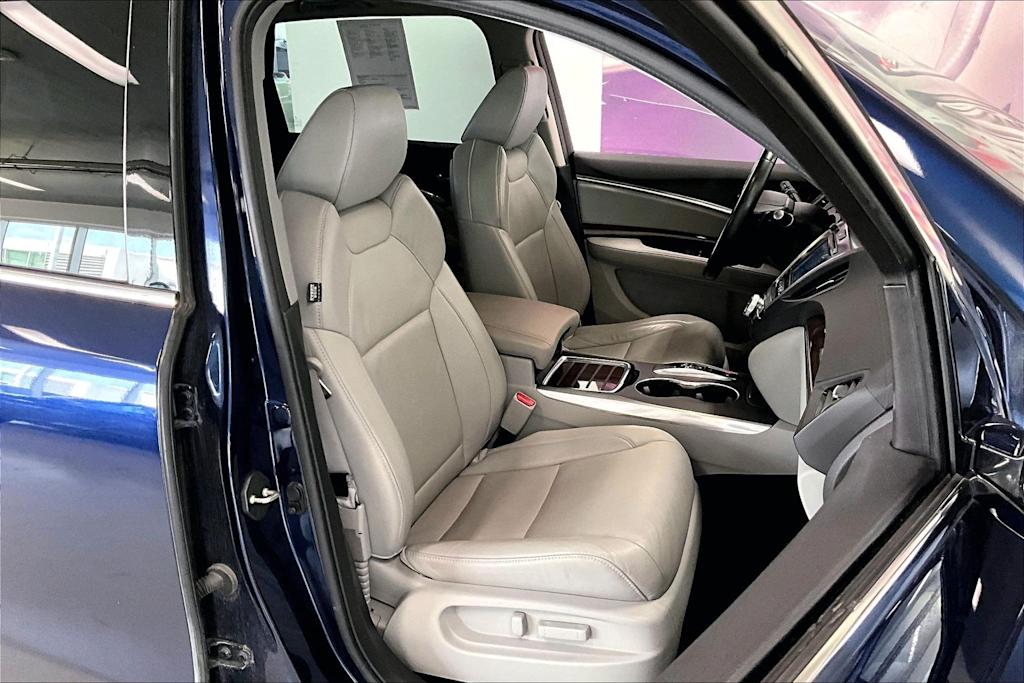 Thumbnail: 2017 Acura MDX - 9