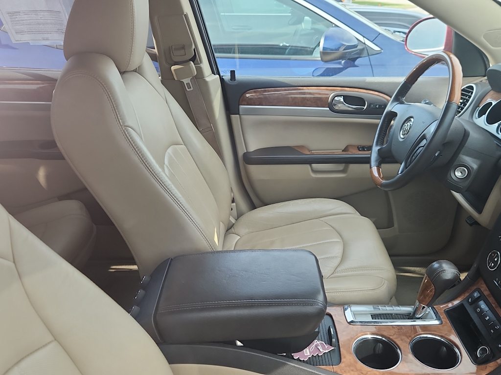 Thumbnail: 2011 Buick Enclave - 10