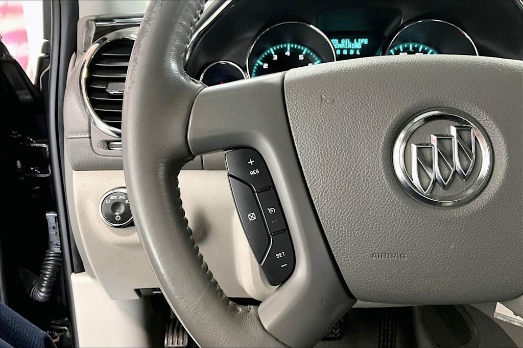Thumbnail: 2013 Buick Enclave - 22
