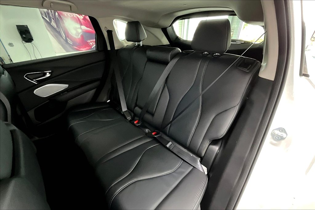 Thumbnail: 2025 Acura RDX - 21