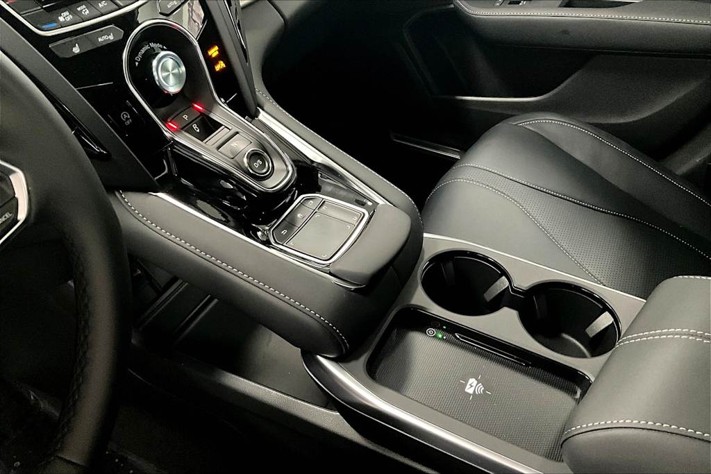 Thumbnail: 2025 Acura RDX - 16