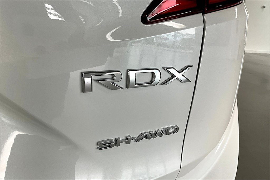 Thumbnail: 2025 Acura RDX - 7