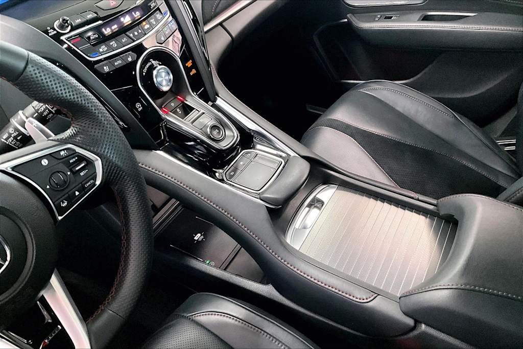 Thumbnail: 2024 Acura RDX - 20