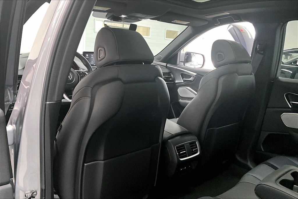 Thumbnail: 2023 Acura RDX - 12