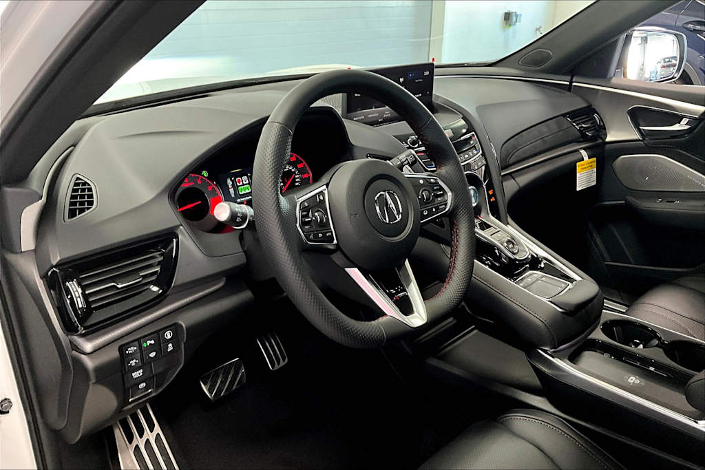 Thumbnail: 2025 Acura RDX - 2