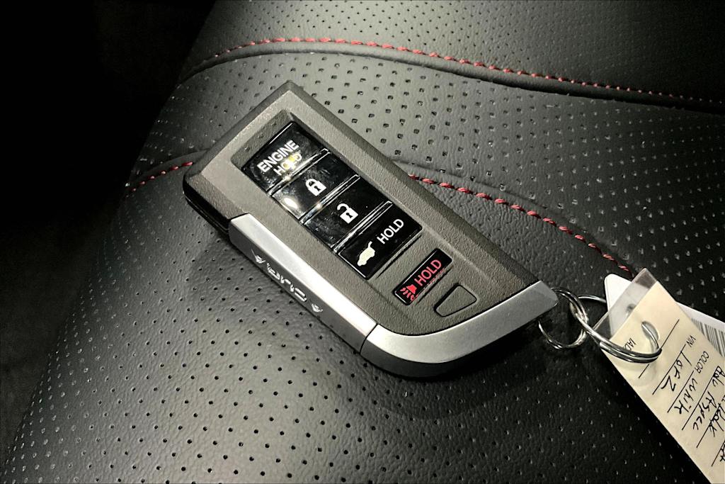 Thumbnail: 2025 Acura RDX - 18