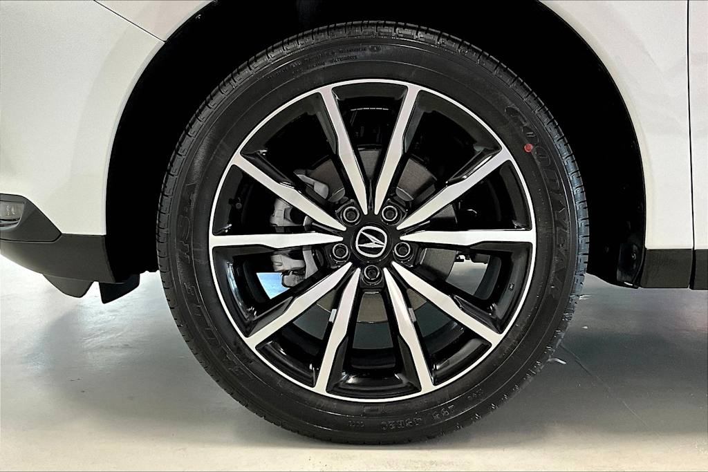 Thumbnail: 2025 Acura RDX - 7