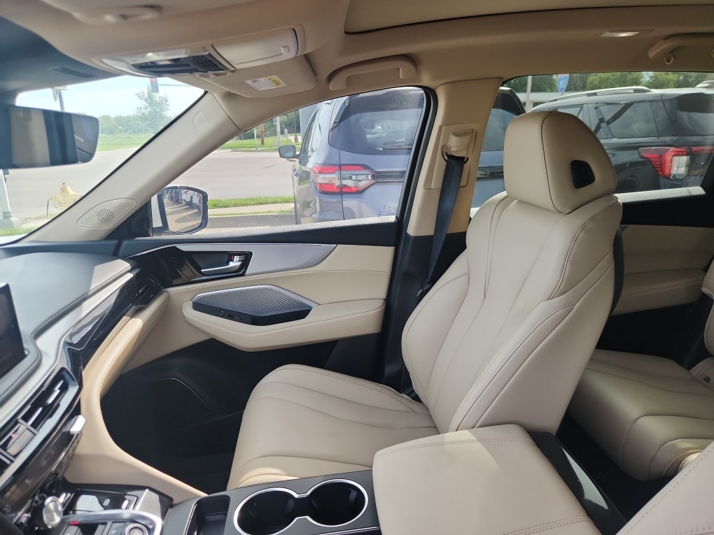Thumbnail: 2025 Acura MDX - 6