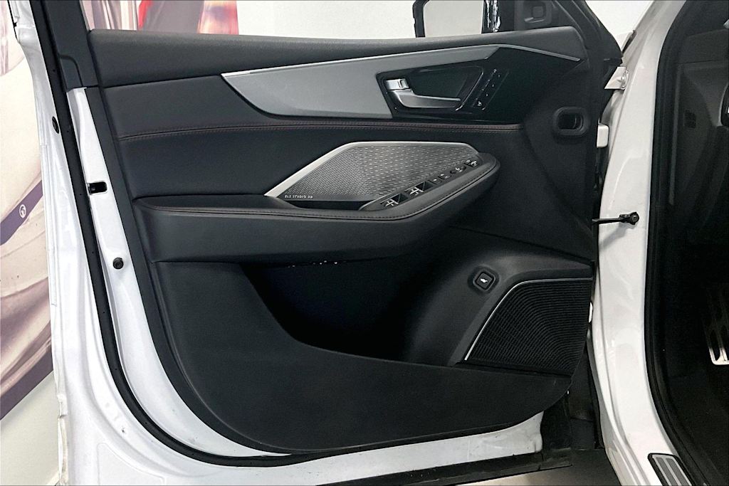 Thumbnail: 2023 Acura MDX - 25