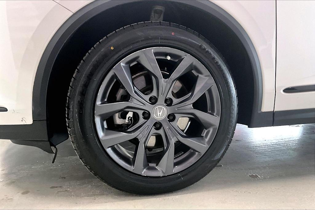 Thumbnail: 2023 Acura MDX - 8