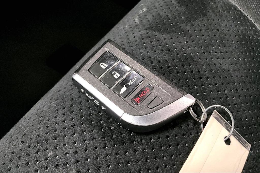 Thumbnail: 2023 Acura MDX - 17