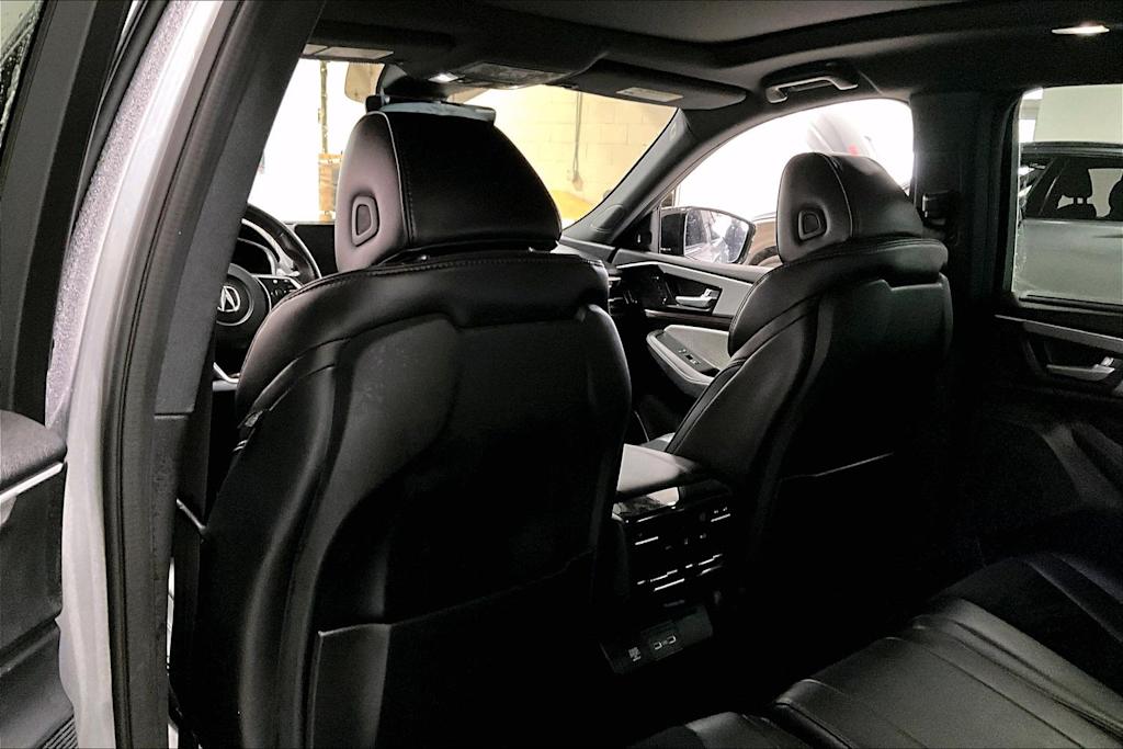 Thumbnail: 2023 Acura MDX - 12