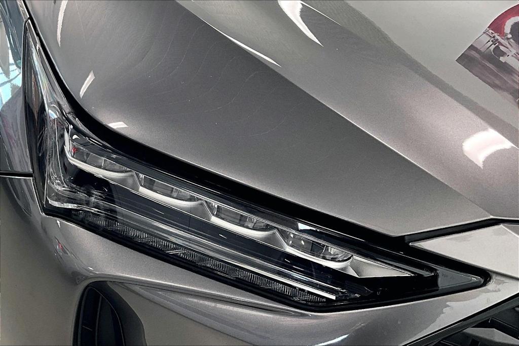 Thumbnail: 2024 Acura MDX - 29