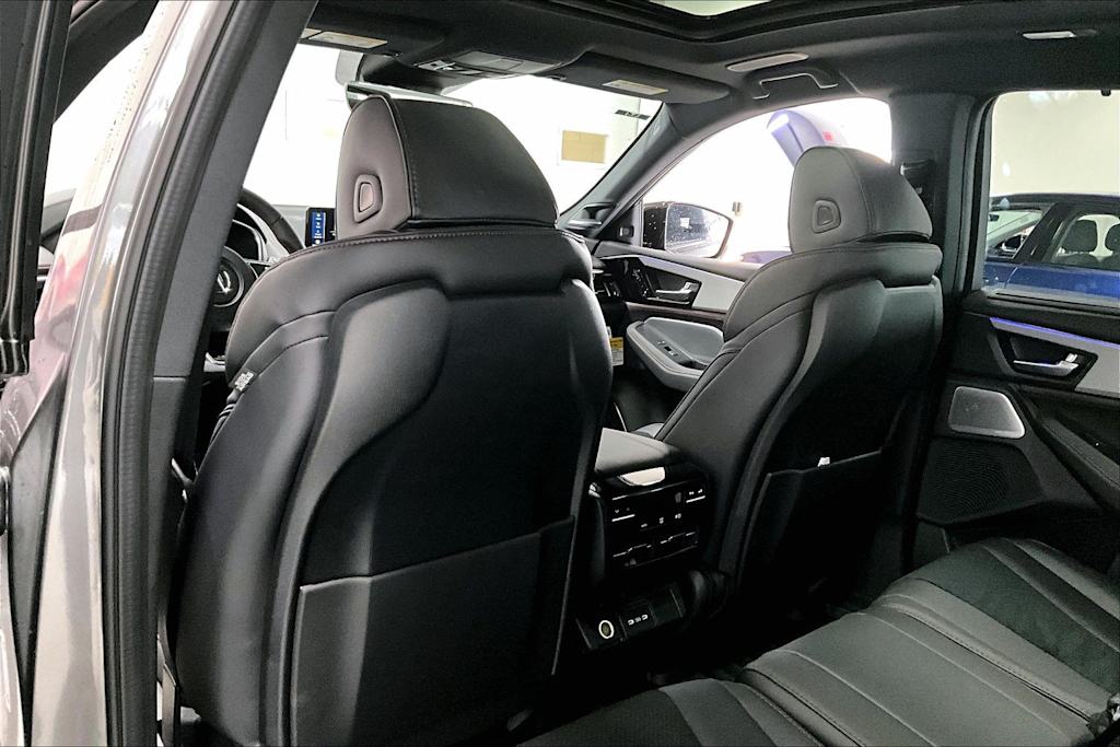 Thumbnail: 2026 Acura MDX - 13