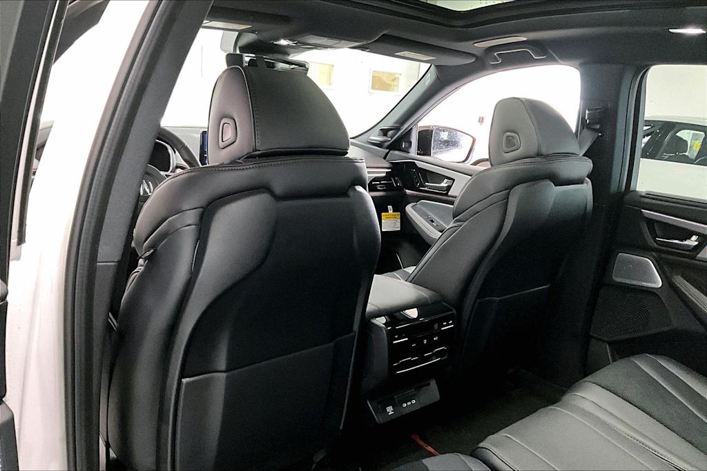 Thumbnail: 2026 Acura MDX - 13