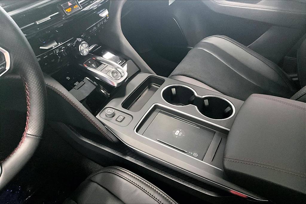 Thumbnail: 2026 Acura MDX - 15