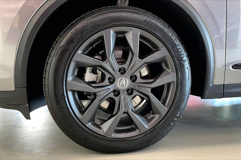 Thumbnail: 2023 Acura MDX - 8