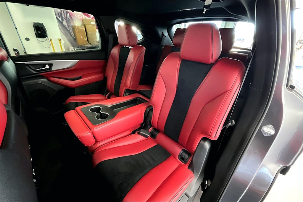 Thumbnail: 2023 Acura MDX - 12