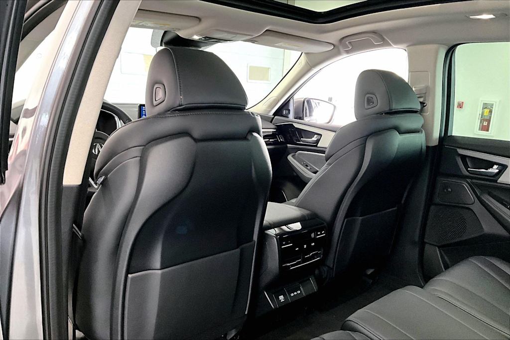 Thumbnail: 2025 Acura MDX - 12