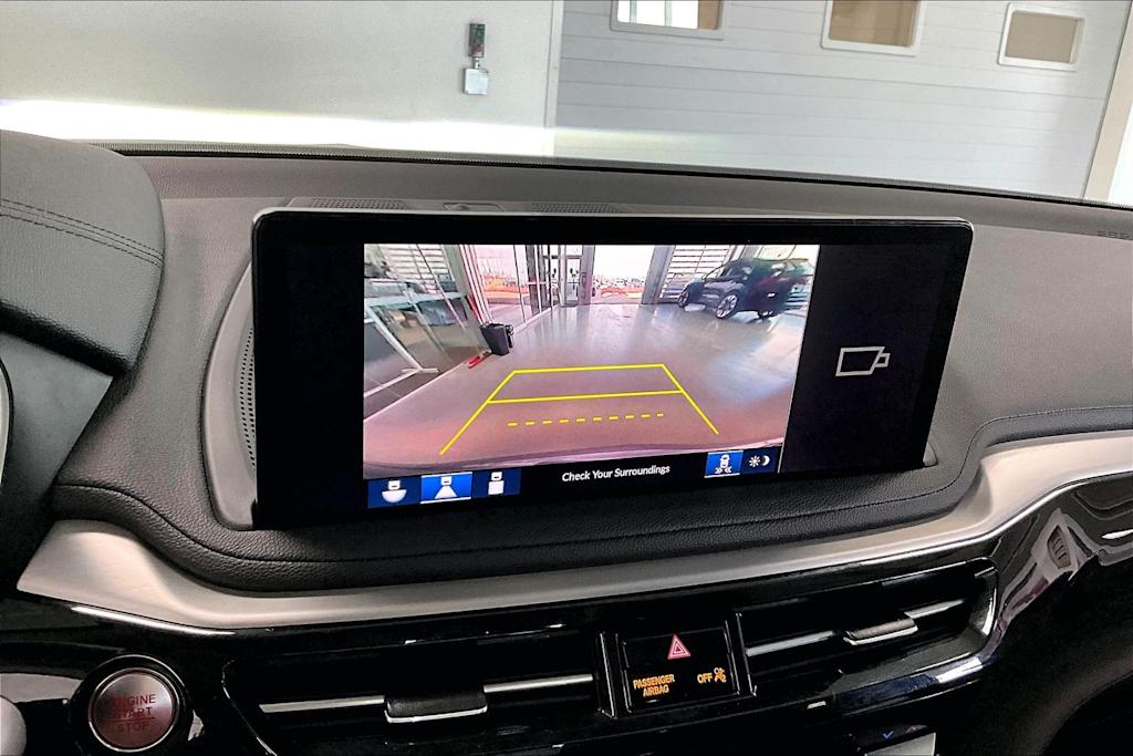 Thumbnail: 2025 Acura MDX - 15