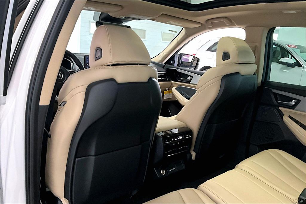 Thumbnail: 2026 Acura MDX - 12