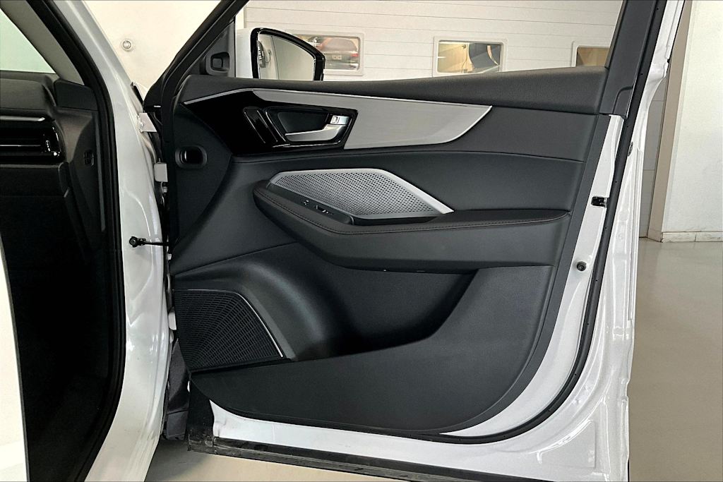 2025 Acura MDX Base 24