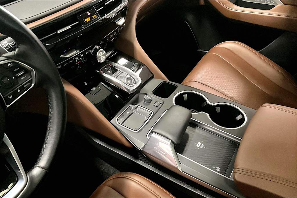 Thumbnail: 2023 Acura MDX - 15