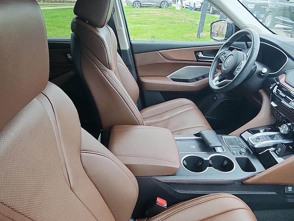 Thumbnail: 2023 Acura MDX - 7