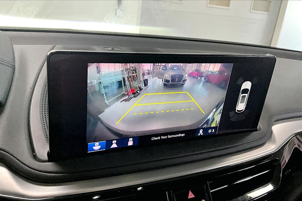 Thumbnail: 2025 Acura MDX - 23