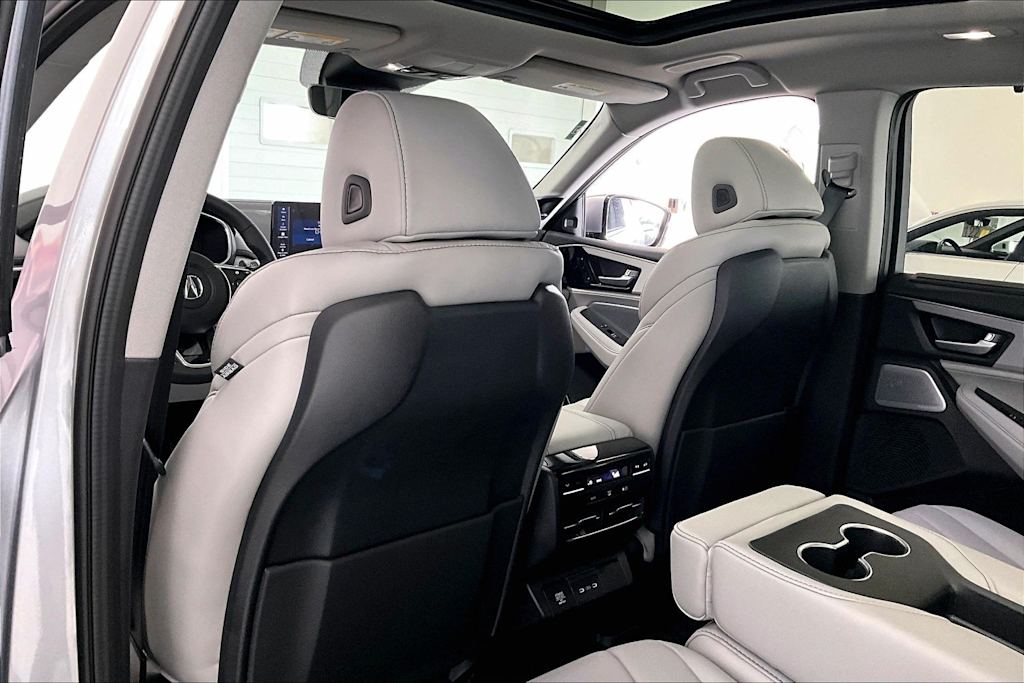Thumbnail: 2026 Acura MDX - 12