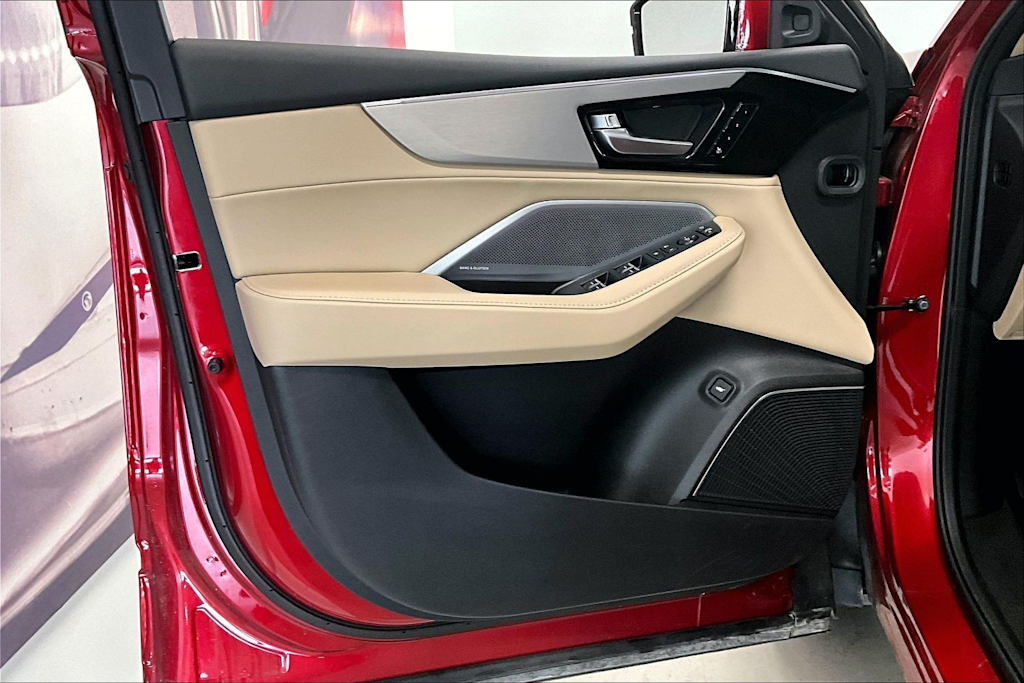 Thumbnail: 2025 Acura MDX - 25