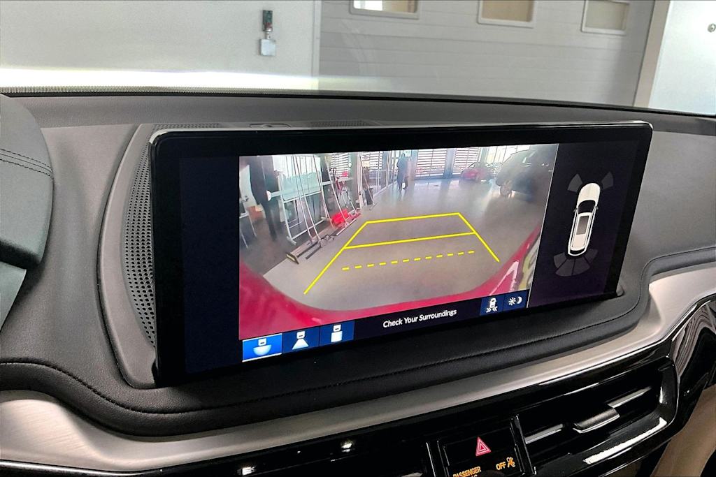 Thumbnail: 2025 Acura MDX - 15