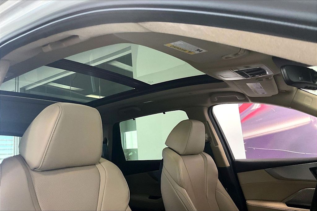 Thumbnail: 2023 Acura MDX - 28