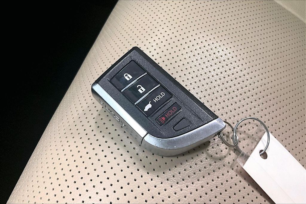 Thumbnail: 2023 Acura MDX - 18