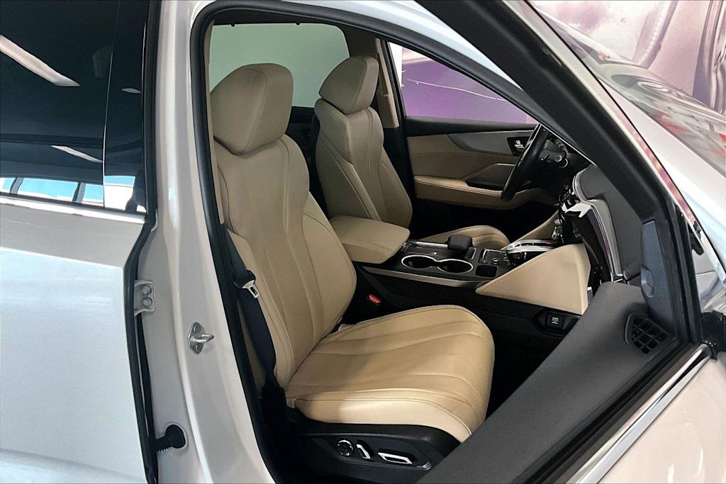 Thumbnail: 2023 Acura MDX - 11