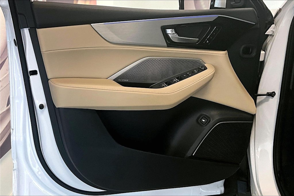 Thumbnail: 2023 Acura MDX - 25