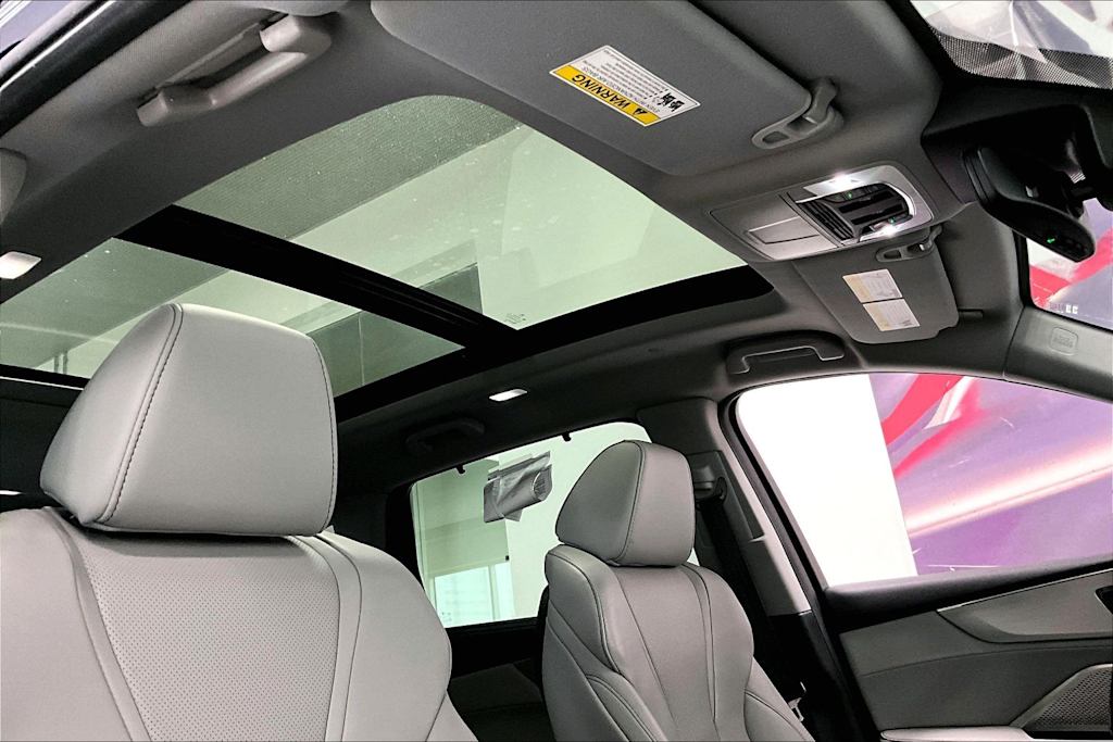 Thumbnail: 2023 Acura MDX - 27