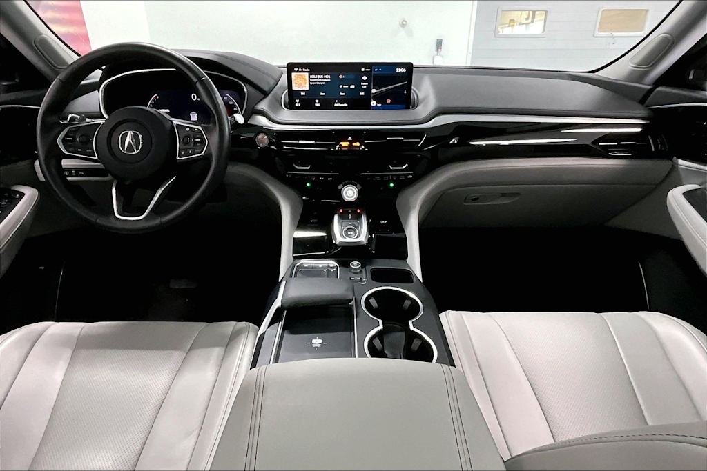 Thumbnail: 2023 Acura MDX - 8
