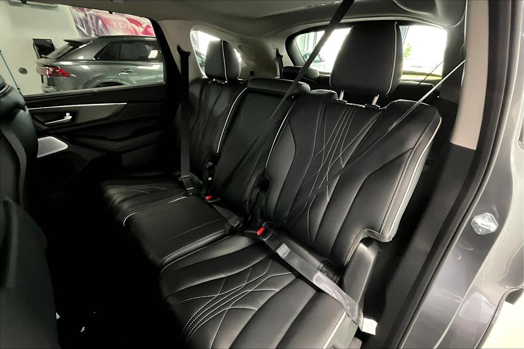 Thumbnail: 2026 Acura MDX - 21