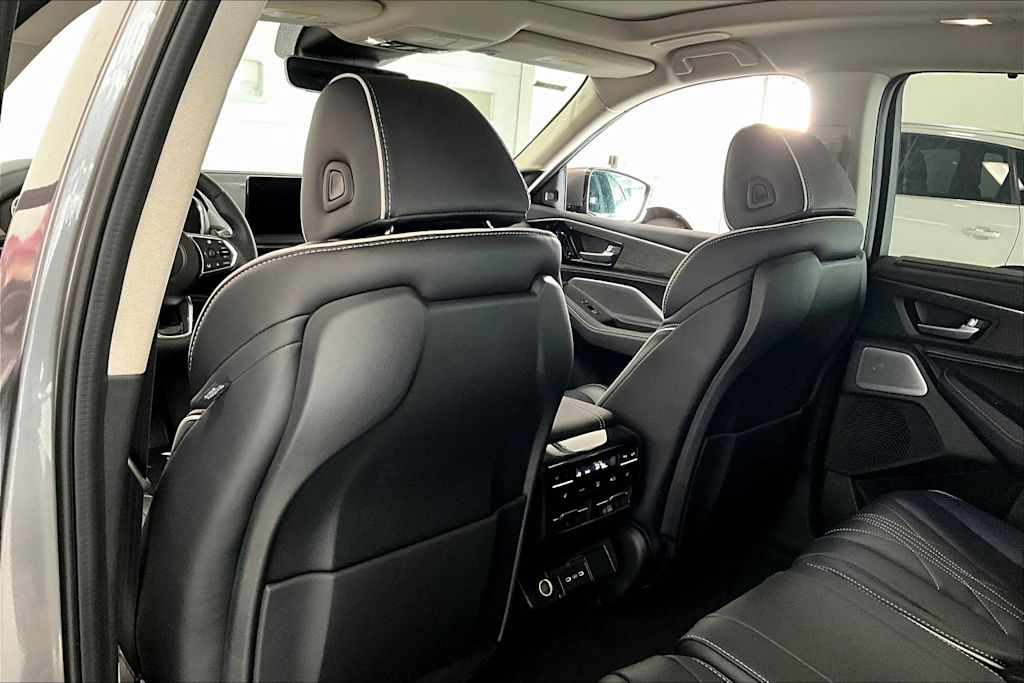 Thumbnail: 2026 Acura MDX - 11