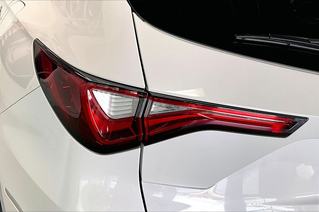 Thumbnail: 2023 Acura MDX - 30