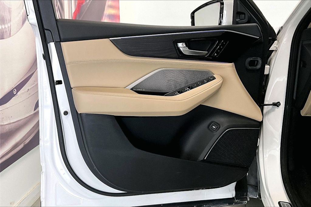 Thumbnail: 2023 Acura MDX - 25