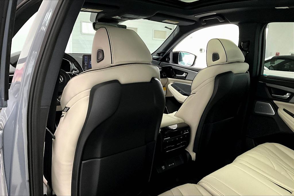 Thumbnail: 2026 Acura MDX - 13